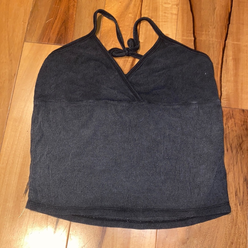 LIKE NEW- ME TO WE CROPPED TANK TOP - SIZE XS